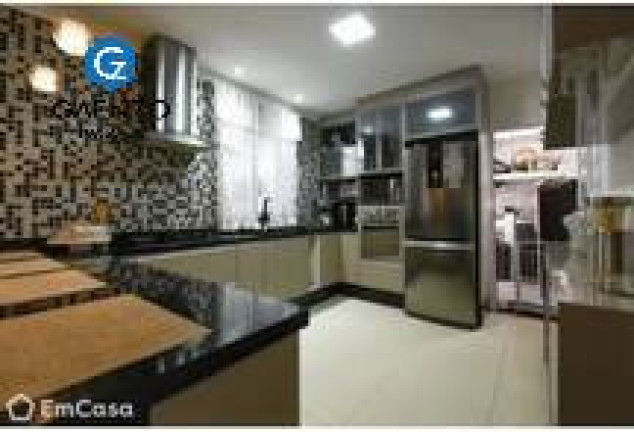 Sobrado com 4 Quartos à Venda, 215 m² em Bela Vista - Osasco