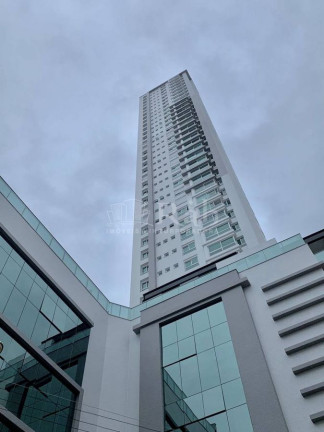 Imagem Apartamento com 3 Quartos à Venda, 137 m² em Centro - Balneário Camboriú Imagem Apartamento com 3 Quartos à Venda, 137 m² em Centro - Balneário Camboriú