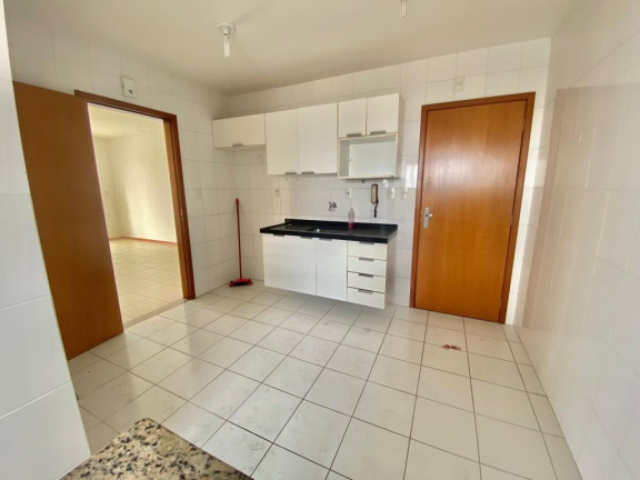 Imagem Imóvel com 3 Quartos à Venda, 107 m² em Batista Campos - Belém