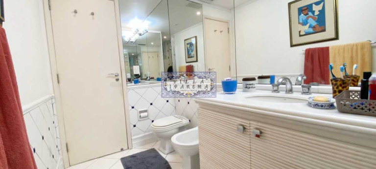 Imagem Apartamento com 4 Quartos à Venda, 250 m² em Ipanema - Rio De Janeiro Imagem Apartamento com 4 Quartos à Venda, 250 m² em Ipanema - Rio De Janeiro