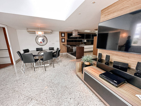 Imagem Cobertura com 4 Quartos à Venda, 325 m² em Centro - Colatina