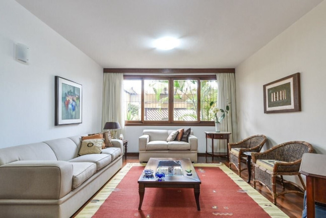 Casa com 3 Quartos à Venda, 190 m² em Indianópolis - São Paulo