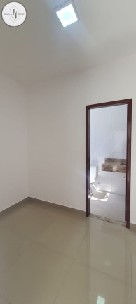 Imagem Casa com 3 Quartos para Alugar ou Temporada, 123 m² em Cajupiranga - Parnamirim