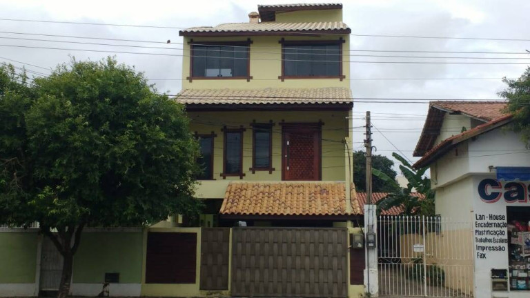 Casa com 4 Quartos à Venda, 238 m² em Parque Rosário - Campos Dos Goytacazes