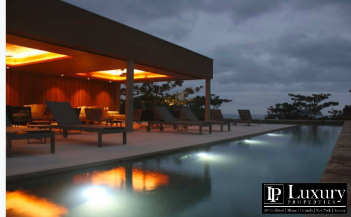 Imagem Casa de Condomínio com 5 Quartos à Venda, em Baleia - São Sebastião Imagem Casa de Condomínio com 5 Quartos à Venda, em Baleia - São Sebastião