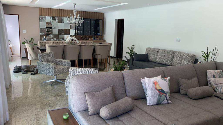 Imagem Casa com 3 Quartos à Venda, 400 m² em Canto Do Forte - Praia Grande Imagem Casa com 3 Quartos à Venda, 400 m² em Canto Do Forte - Praia Grande