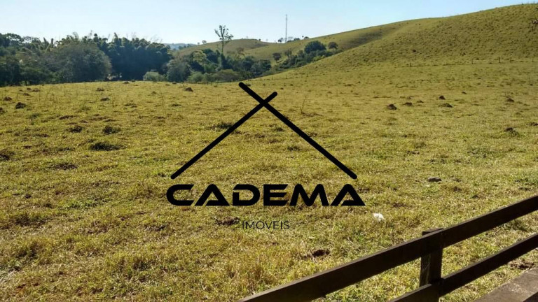 Imagem Chácara com 3 Quartos à Venda, 20 m² em Zona Rural - Lindóia Imagem Chácara com 3 Quartos à Venda, 20 m² em Zona Rural - Lindóia