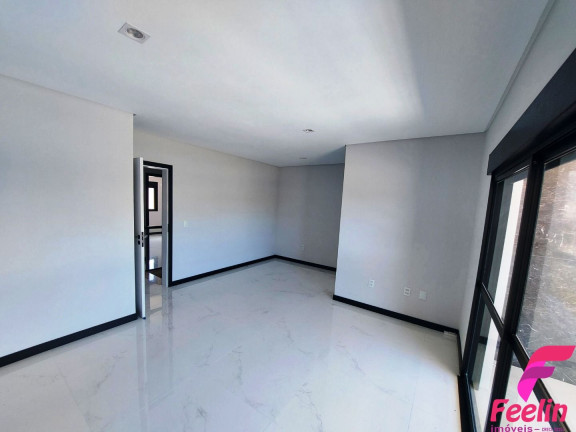 Imagem Casa com 3 Quartos à Venda, 142 m² em Campeche - Florianópolis Imagem Casa com 3 Quartos à Venda, 142 m² em Campeche - Florianópolis