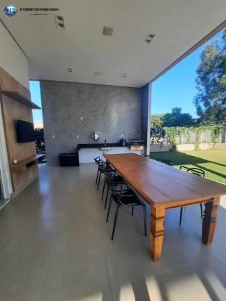 Imagem Casa com 3 Quartos à Venda, 720 m² em Santana Do Paraíso Imagem Casa com 3 Quartos à Venda, 720 m² em Santana Do Paraíso
