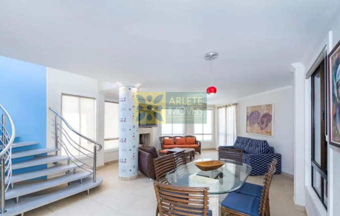 Imagem Casa com 6 Quartos para Alugar ou Temporada, 305 m² em Bombas - Bombinhas