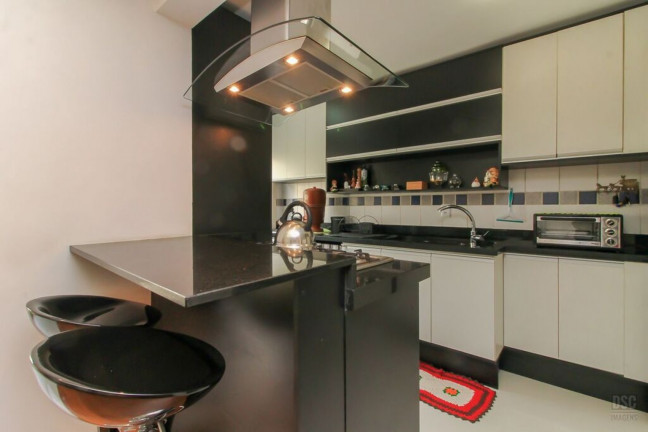Imagem Imóvel com 3 Quartos à Venda, 71 m² em Vila Nova - Porto Alegre Imagem Imóvel com 3 Quartos à Venda, 71 m² em Vila Nova - Porto Alegre