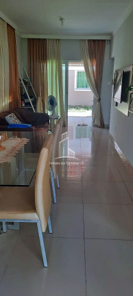 Imagem Casa de Condomínio com 3 Quartos à Venda, 130 m² em Centro - Aquiraz
