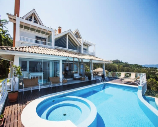 Imagem Imóvel com 9 Quartos à Venda, 757 m² em Cacupé - Florianópolis Imagem Imóvel com 9 Quartos à Venda, 757 m² em Cacupé - Florianópolis