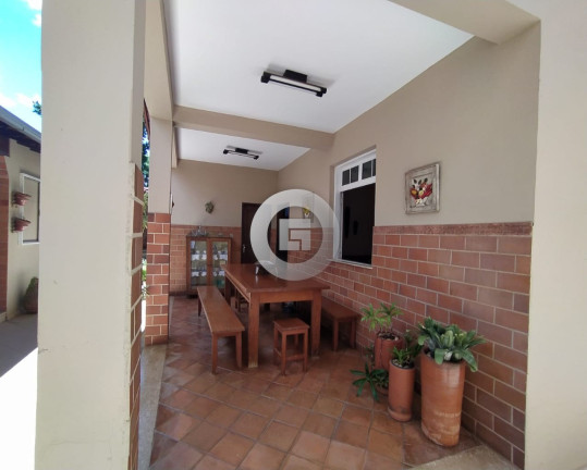 Imagem Casa com 5 Quartos à Venda, 360 m² em Vila Mauricéia - Montes Claros Imagem Casa com 5 Quartos à Venda, 360 m² em Vila Mauricéia - Montes Claros