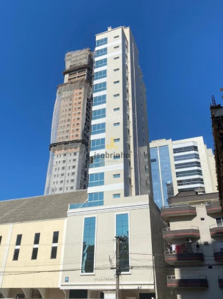 Apartamento com 3 Quartos à Venda, 96 m² em Meia Praia - Itapema