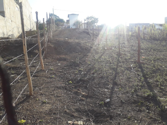 Terreno à Venda, 200 m² em Jardim Do Vale - Guaratinguetá