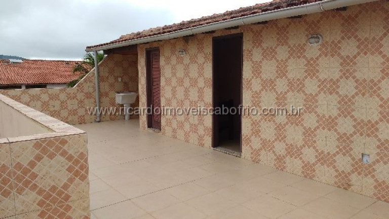 Imagem Casa de Condomínio com 3 Quartos à Venda, 100 m² em Peró - Cabo Frio