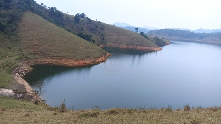 Imagem Chácara com 1 Quarto à Venda, 100 m² em Macaco - Paraibuna Imagem Chácara com 1 Quarto à Venda, 100 m² em Macaco - Paraibuna