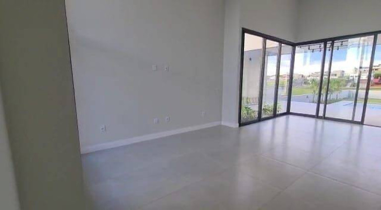 Imagem Casa com 3 Quartos à Venda, 200 m² em Condomínio Jardim Flamboyan - Bragança Paulista Imagem Casa com 3 Quartos à Venda, 200 m² em Condomínio Jardim Flamboyan - Bragança Paulista