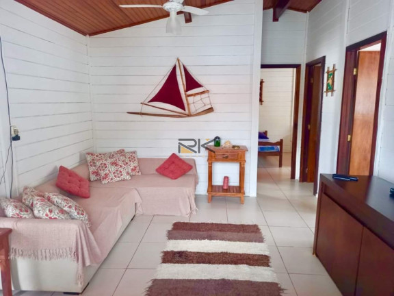 Imagem Casa com 2 Quartos à Venda, 108 m² em Toninhas - Ubatuba Imagem Casa com 2 Quartos à Venda, 108 m² em Toninhas - Ubatuba