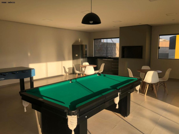 Imagem Casa com 2 Quartos à Venda, em Jardim Maria Celina - Londrina Imagem Casa com 2 Quartos à Venda, em Jardim Maria Celina - Londrina
