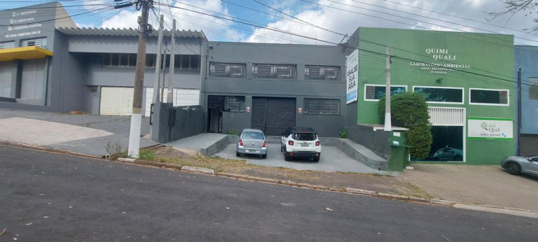 Imóvel Comercial à Venda, 590 m² em Jardim Do Trevo - Campinas