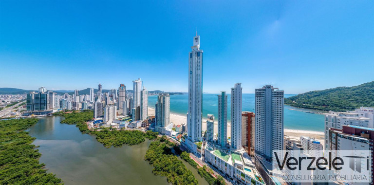 Imagem Apartamento com 4 Quartos à Venda, 196 m² em Centro - Balneário Camboriú