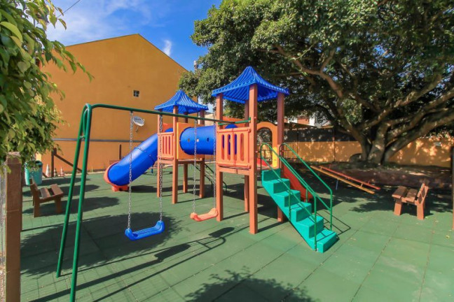 Imagem Casa com 3 Quartos à Venda, 155 m² em Hípica - Porto Alegre Imagem Casa com 3 Quartos à Venda, 155 m² em Hípica - Porto Alegre