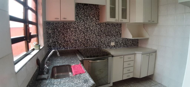 Imagem Sobrado com 2 Quartos à Venda, 220 m² em Jardim Marek - Santo André