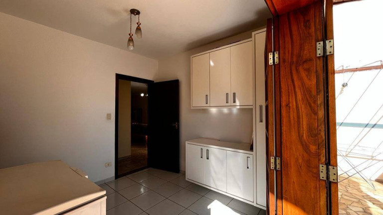 Imagem Sobrado com 3 Quartos à Venda, 333 m² em Jardim Das Nações - Taubaté Imagem Sobrado com 3 Quartos à Venda, 333 m² em Jardim Das Nações - Taubaté