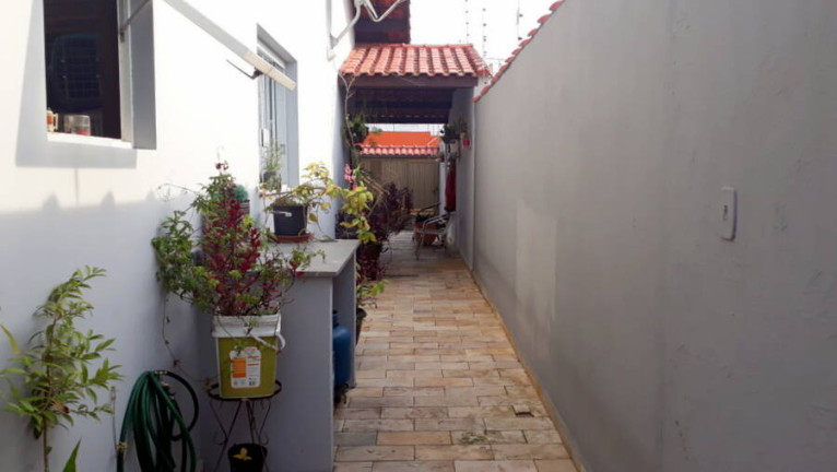 Imagem Casa com 2 Quartos à Venda, 250 m² em Jardim Márcia - Peruíbe Imagem Casa com 2 Quartos à Venda, 250 m² em Jardim Márcia - Peruíbe
