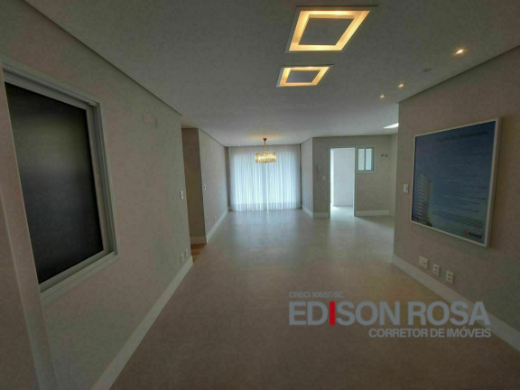 Imagem Apartamento com 3 Quartos à Venda, 134 m² em Barreiros - São José