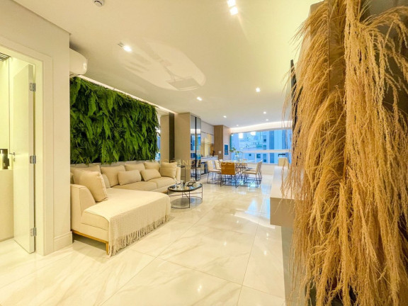 Imagem Apartamento com 3 Quartos à Venda, 125 m² em Centro - Balneário Camboriú Imagem Apartamento com 3 Quartos à Venda, 125 m² em Centro - Balneário Camboriú