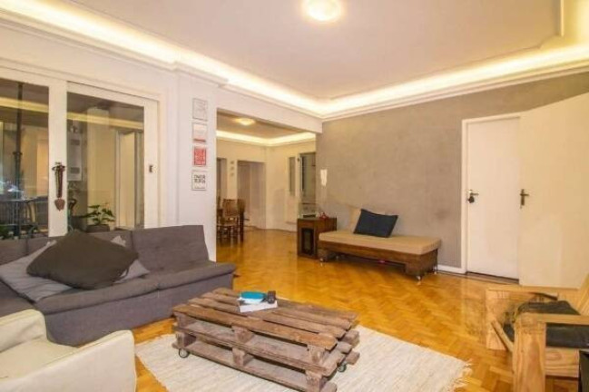 Imagem Apartamento com 3 Quartos à Venda, 150 m² em Floresta - Porto Alegre Imagem Apartamento com 3 Quartos à Venda, 150 m² em Floresta - Porto Alegre