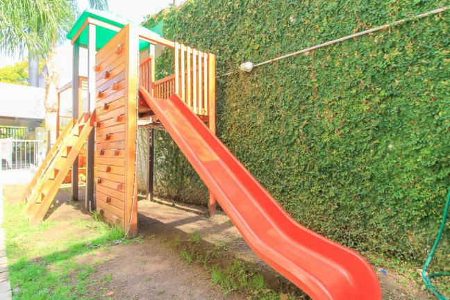 Imagem Imóvel com 2 Quartos à Venda, 52 m² em Cristal - Porto Alegre Imagem Imóvel com 2 Quartos à Venda, 52 m² em Cristal - Porto Alegre