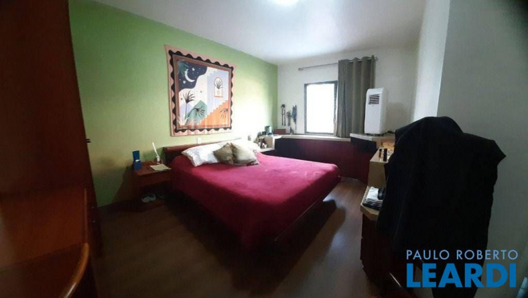 Imagem Sobrado com 3 Quartos à Venda, 255 m² em Vila Bastos - Santo André Imagem Sobrado com 3 Quartos à Venda, 255 m² em Vila Bastos - Santo André