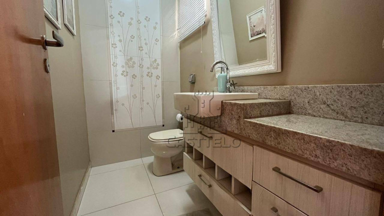 Imagem Casa com 4 Quartos à Venda, 265 m² em Aragarça - Londrina