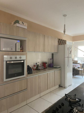 Imagem Sobrado com 4 Quartos à Venda, 300 m² em Junqueira - Lins