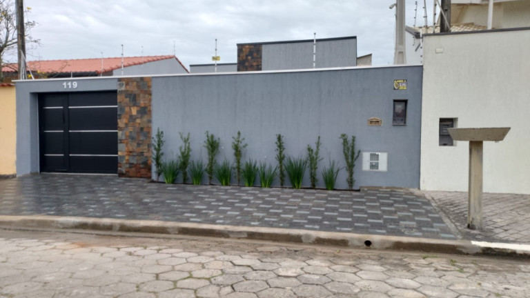 Imagem Casa com 3 Quartos à Venda, 250 m² em Bopiranga - Itanhaém