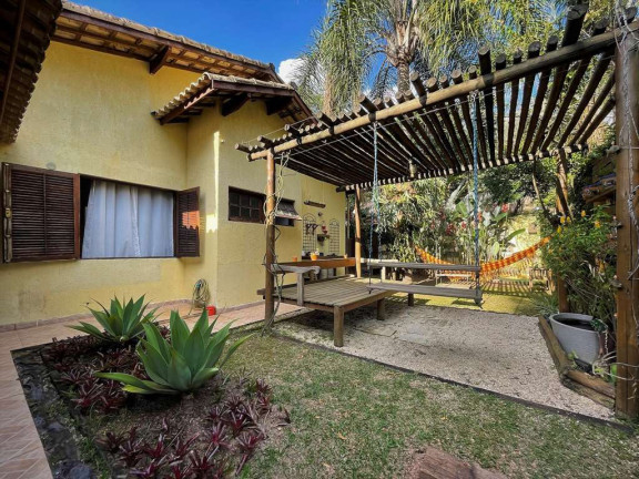 Imagem Casa com 4 Quartos à Venda, 220 m² em Chácara Dos Junqueiras - Carapicuíba