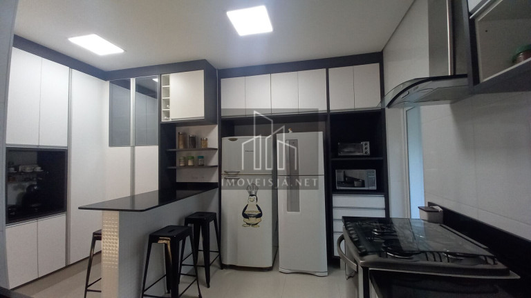 Imagem Casa com 3 Quartos à Venda, 210 m² em Alphaville - Santana De Parnaíba