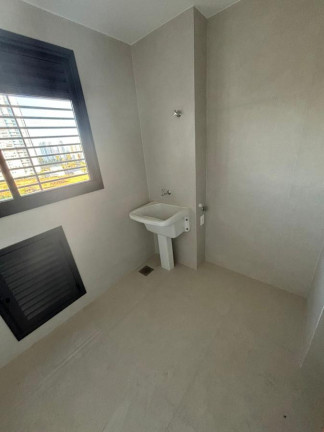 Imagem Apartamento com 3 Quartos à Venda, 131 m² em Jardim Aclimação - Cuiabá Imagem Apartamento com 3 Quartos à Venda, 131 m² em Jardim Aclimação - Cuiabá