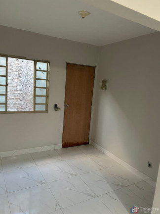 Imagem Casa com 2 Quartos à Venda, 72 m² em Centro - Presidente Olegário