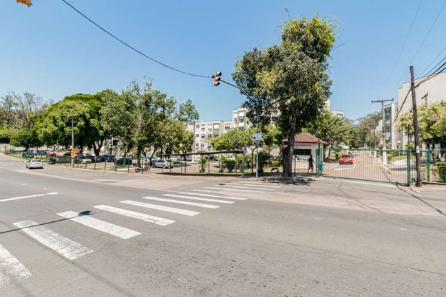 Imagem Imóvel com 2 Quartos à Venda, em Jardim Itu - Porto Alegre Imagem Imóvel com 2 Quartos à Venda, em Jardim Itu - Porto Alegre