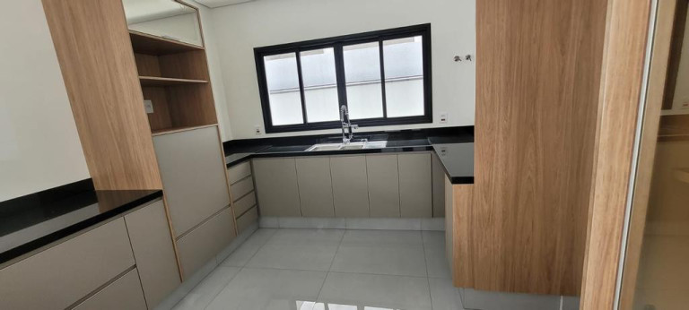 Imagem Sobrado com 4 Quartos para Alugar, 305 m² em Swiss Park - Campinas Imagem Sobrado com 4 Quartos para Alugar, 305 m² em Swiss Park - Campinas
