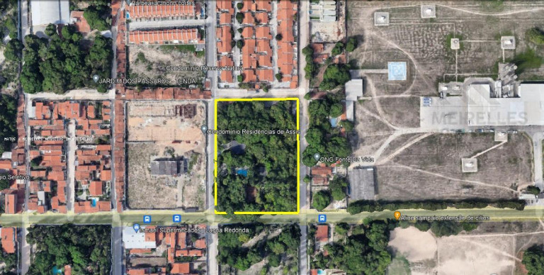 Imagem Terreno à Venda, 10.648 m² em Lagoa Redonda - Fortaleza Imagem Terreno à Venda, 10.648 m² em Lagoa Redonda - Fortaleza