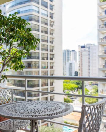 Imagem Apartamento com 3 Quartos à Venda, 279 m² em Moema - São Paulo