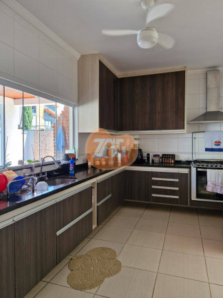 Casa com 3 Quartos à Venda, 174 m² em Loteamento Residencial Campos Do Conde Ii - Tremembé