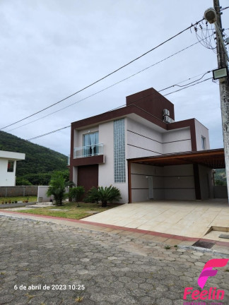 Imagem Casa de Condomínio com 3 Quartos à Venda, 200 m² em Vargem Grande - Florianópolis