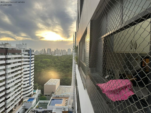 Imagem Imóvel com 4 Quartos à Venda, 226 m² em Pituba - Salvador Imagem Imóvel com 4 Quartos à Venda, 226 m² em Pituba - Salvador